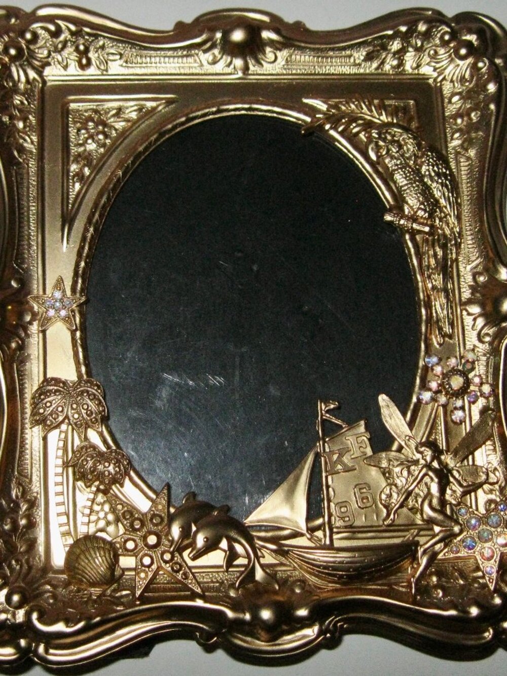 KIRKS FOLLY RARE/SIGNED/VINTAGE 1996 CRUISE SHIP PHOTO FRAME-GOLD TONE